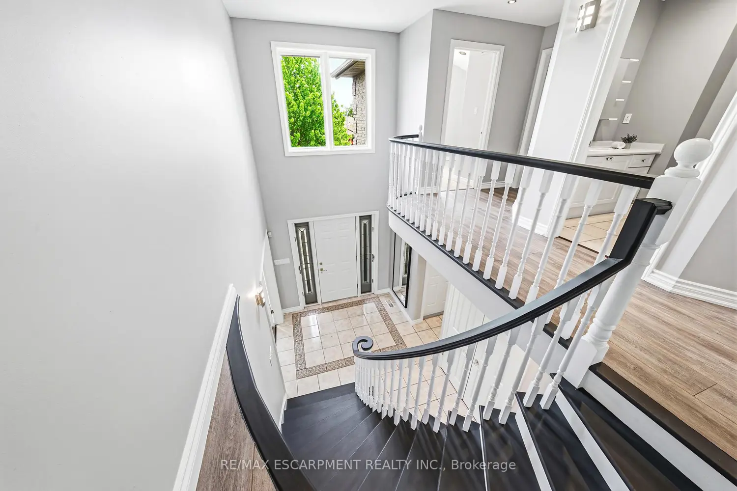 Additional image 10 of 301 Parkwood Crescent