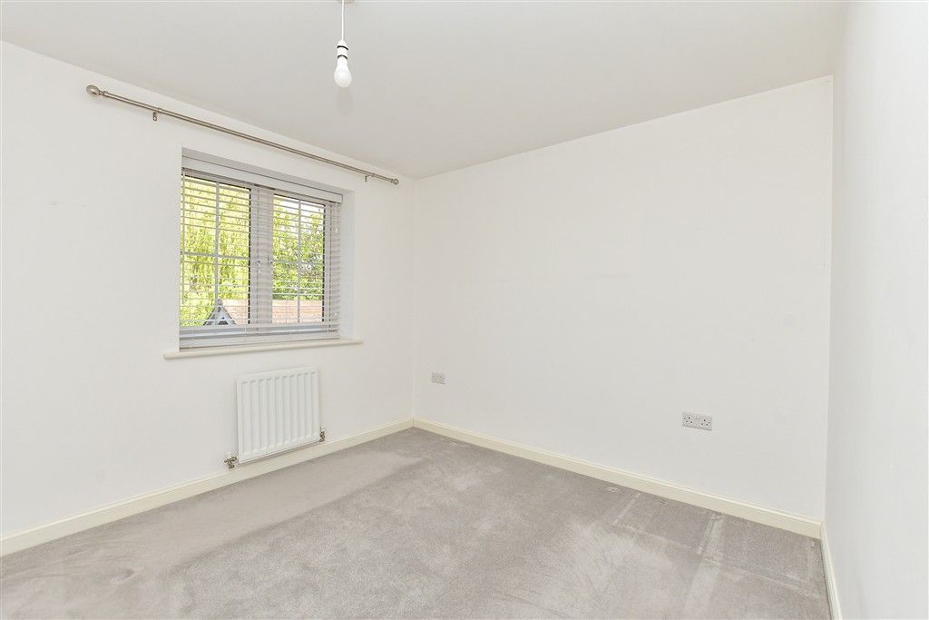Additional image 4 of 4 bed semi-detached house for saleLeigh Road, Sittingbourne, Kent ME10