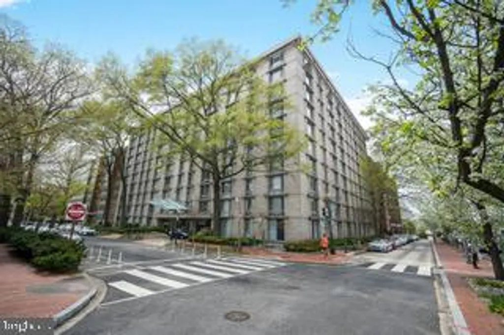 Additional image 2 of 950 NW 25th Street NW Unit 115N, Washington, DC 20037