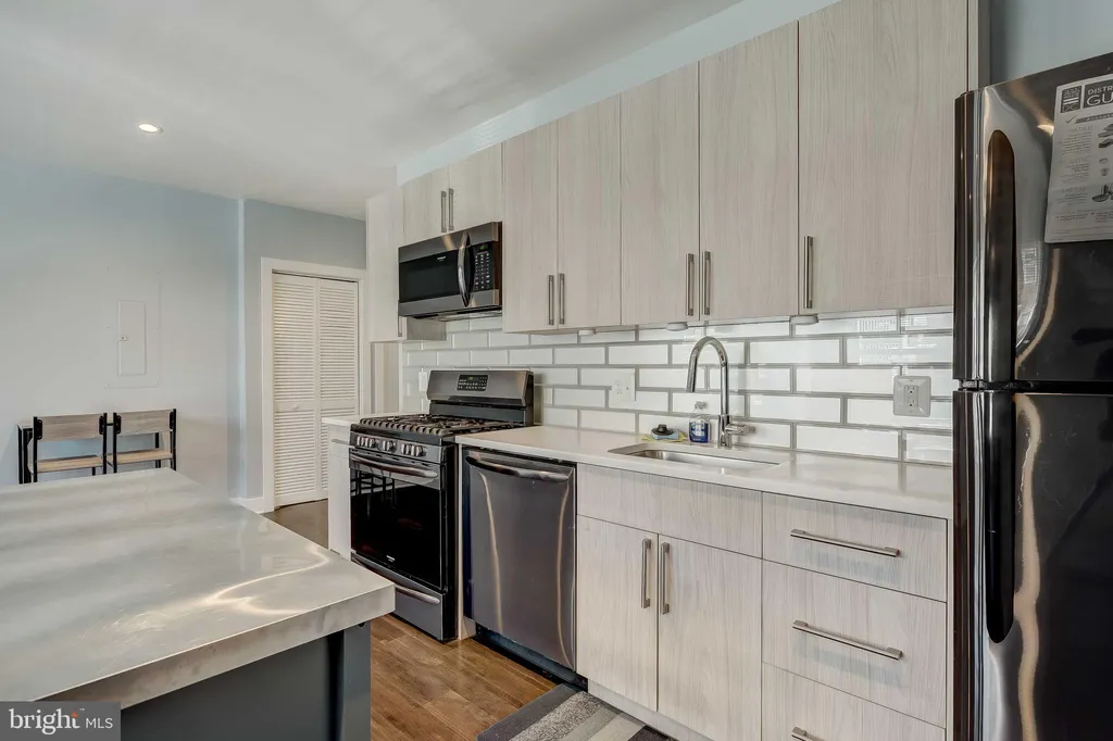 Additional image 7 of 1605 F Street NE Unit 2, Washington, DC 20002