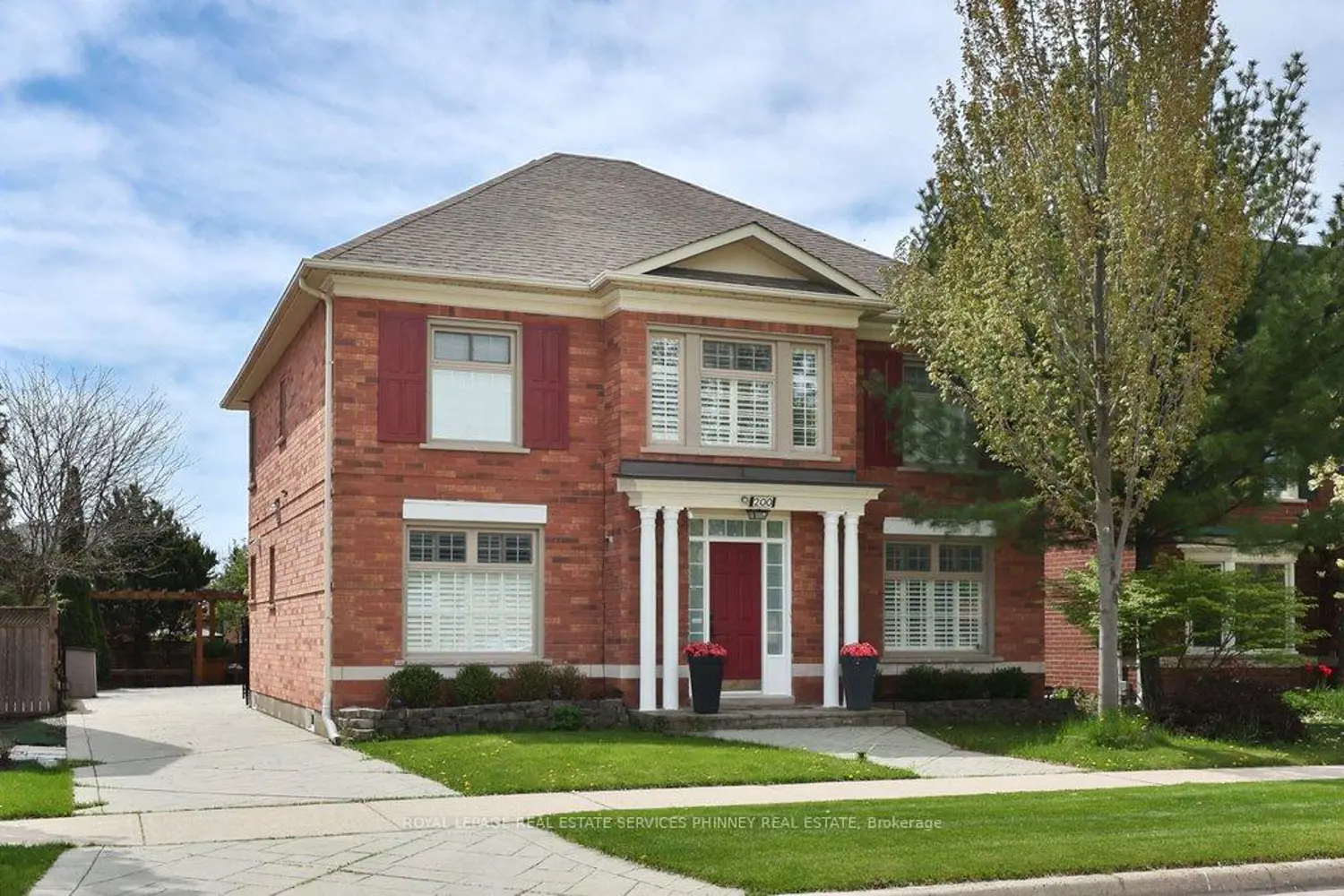 200 Lexington Road