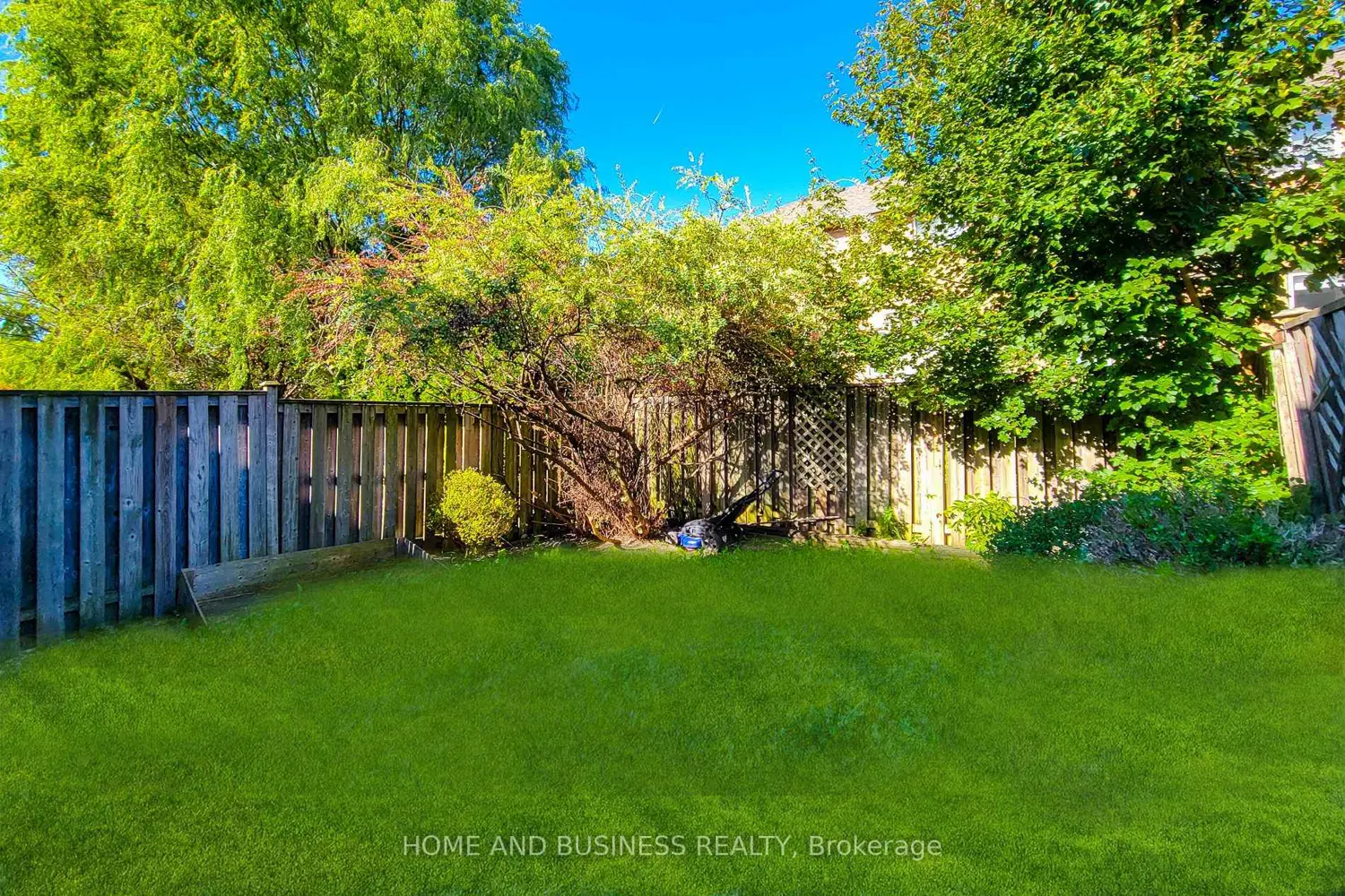 Additional image 19 of 2374 Baintree Crescent