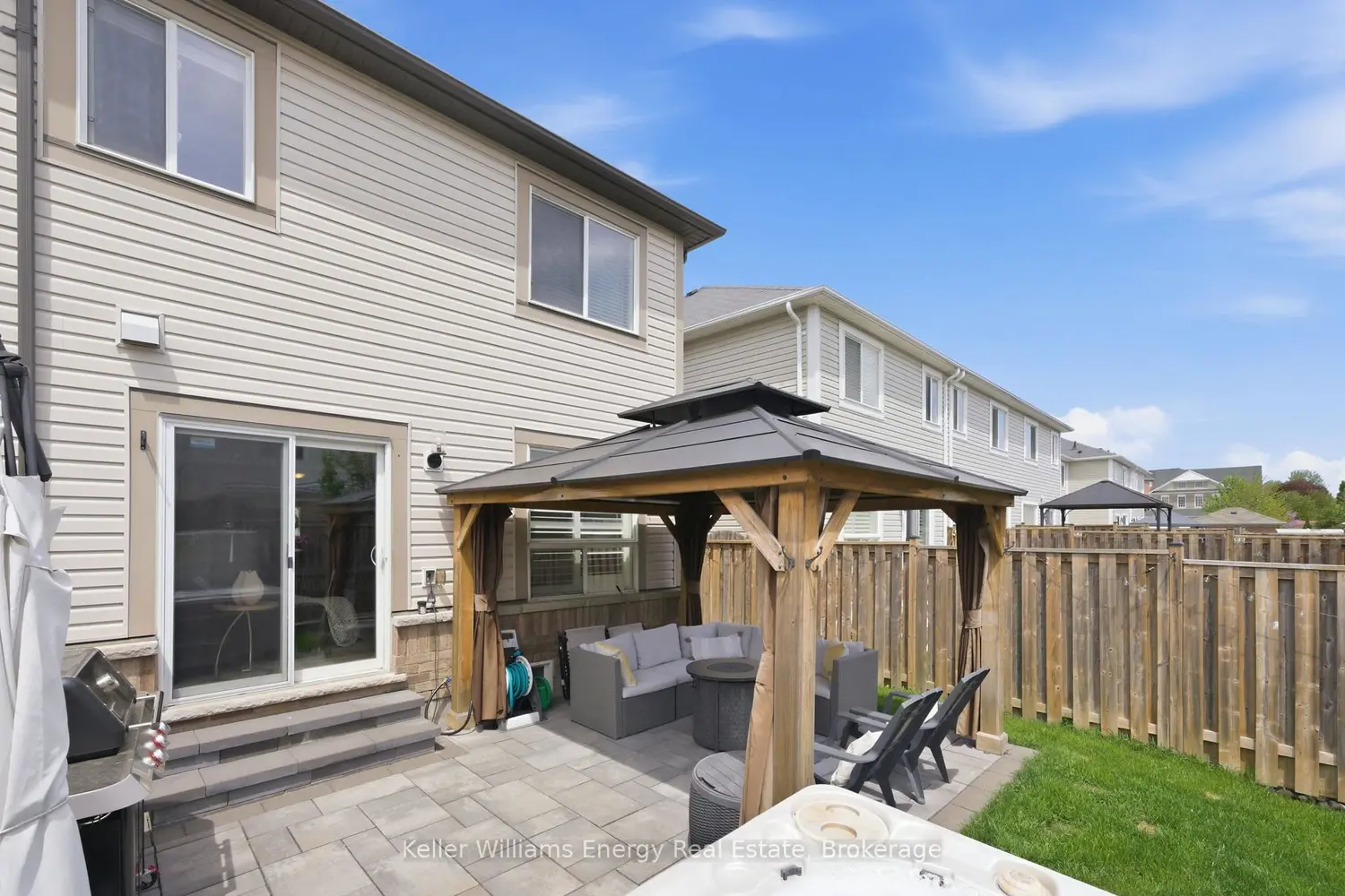 Additional image 17 of 1640 Grandview Street 15