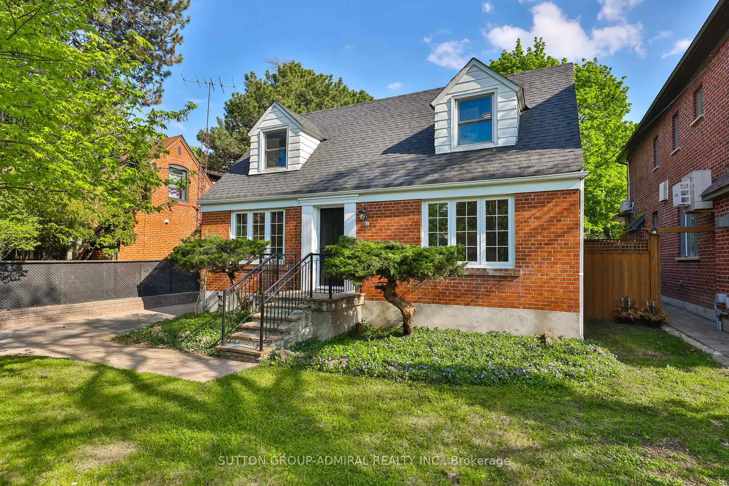 81 Yorkview Drive photo 2