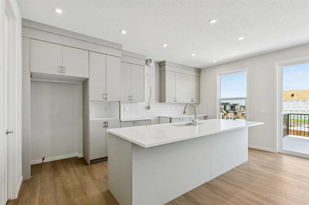 Additional image 4 of 38 Annette Green NW, Calgary, AB, T3R2B5