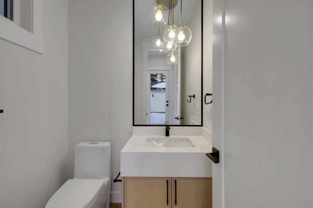 Additional image 5 of 1634 21 Avenue NW, Calgary, AB, T2M 1M1