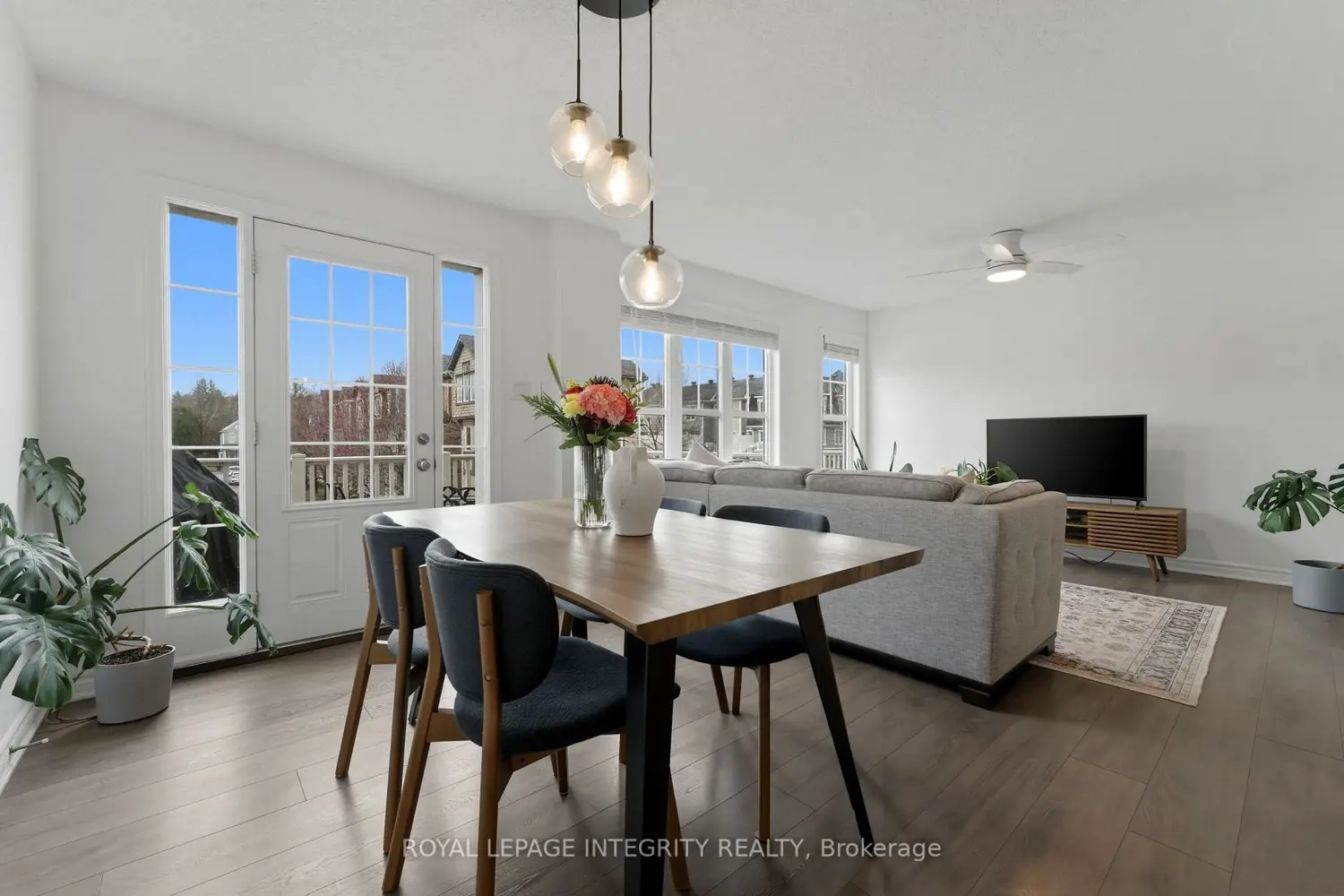 806 Maloja Way photo 5