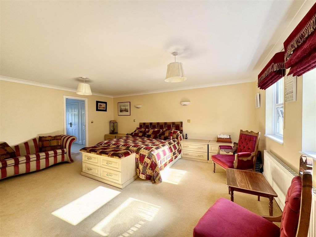 Additional image 12 of 5 bed detached house for saleManadon Park, Plymouth PL5
