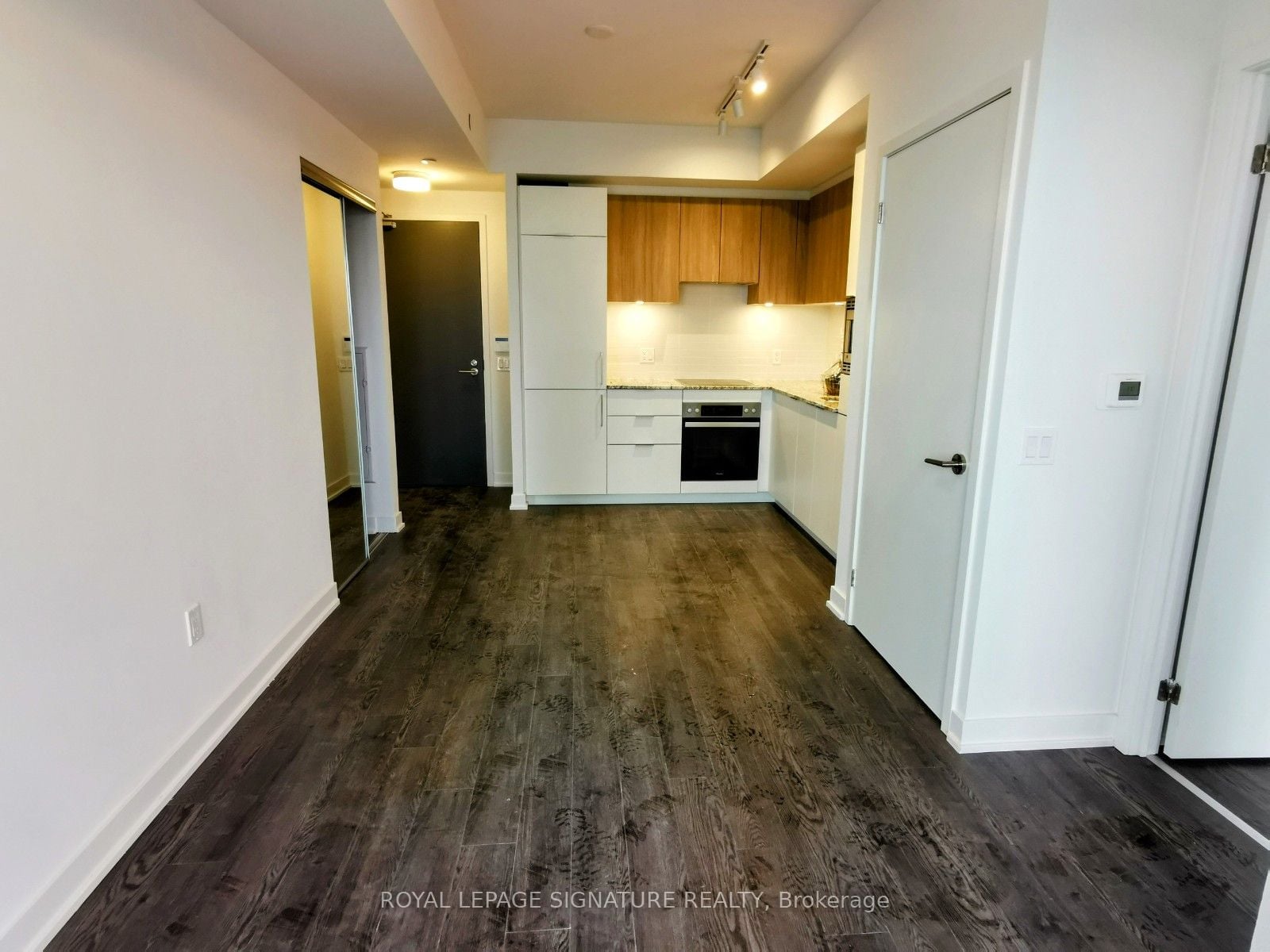 Additional image 2 of 729-20 O'neill Road, Toronto, ON, M3C 0R2