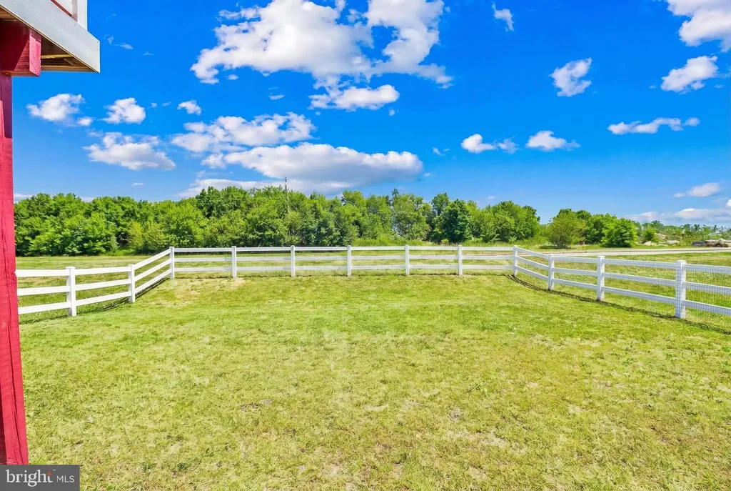 20 Loren Street, Smyrna, DE 19977