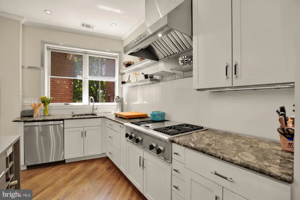 Additional image 19 of 1834 Park Road NW, Washington, DC 20010