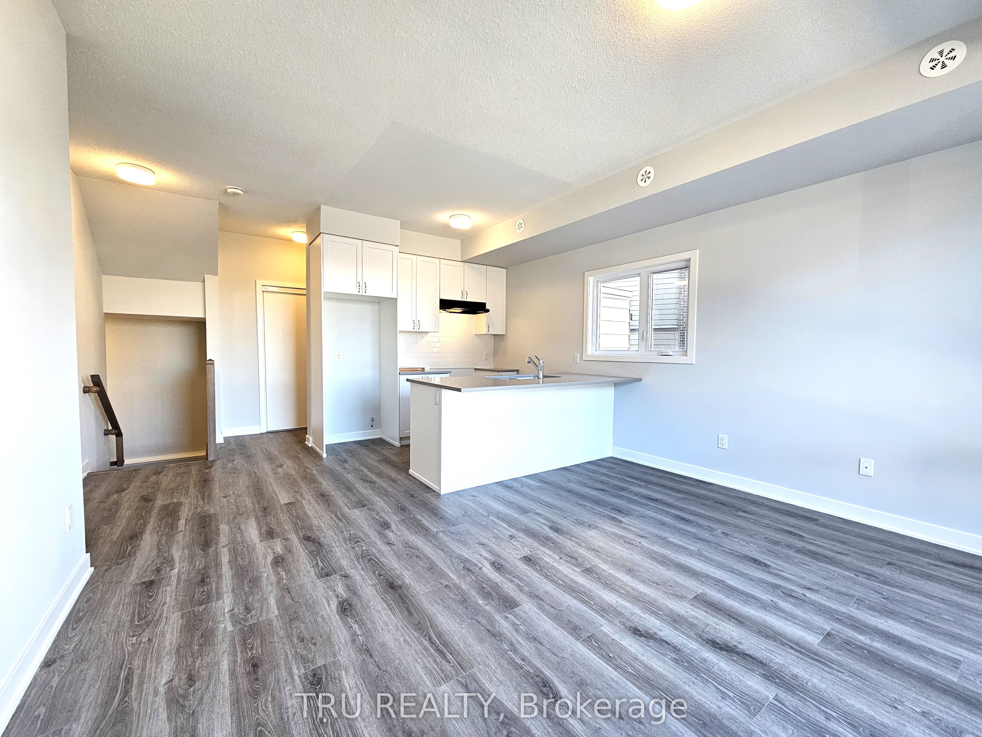 Additional image 4 of 630 Mishi Private, Ottawa, ON, K1K 5C5