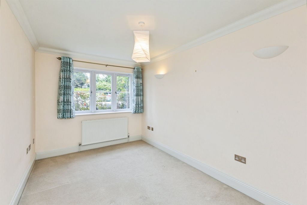 Additional image 14 of 2 bed flat for saleWallingford Road, Goring, Reading RG8