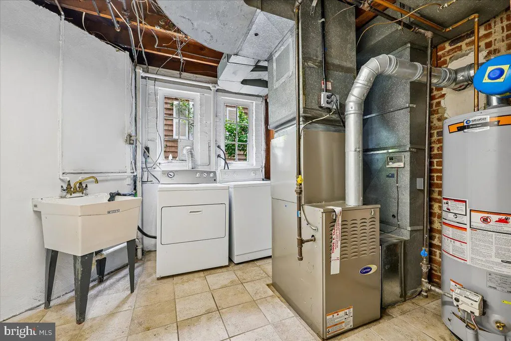 4926 NW Albemarle Street NW, Washington, DC 20016