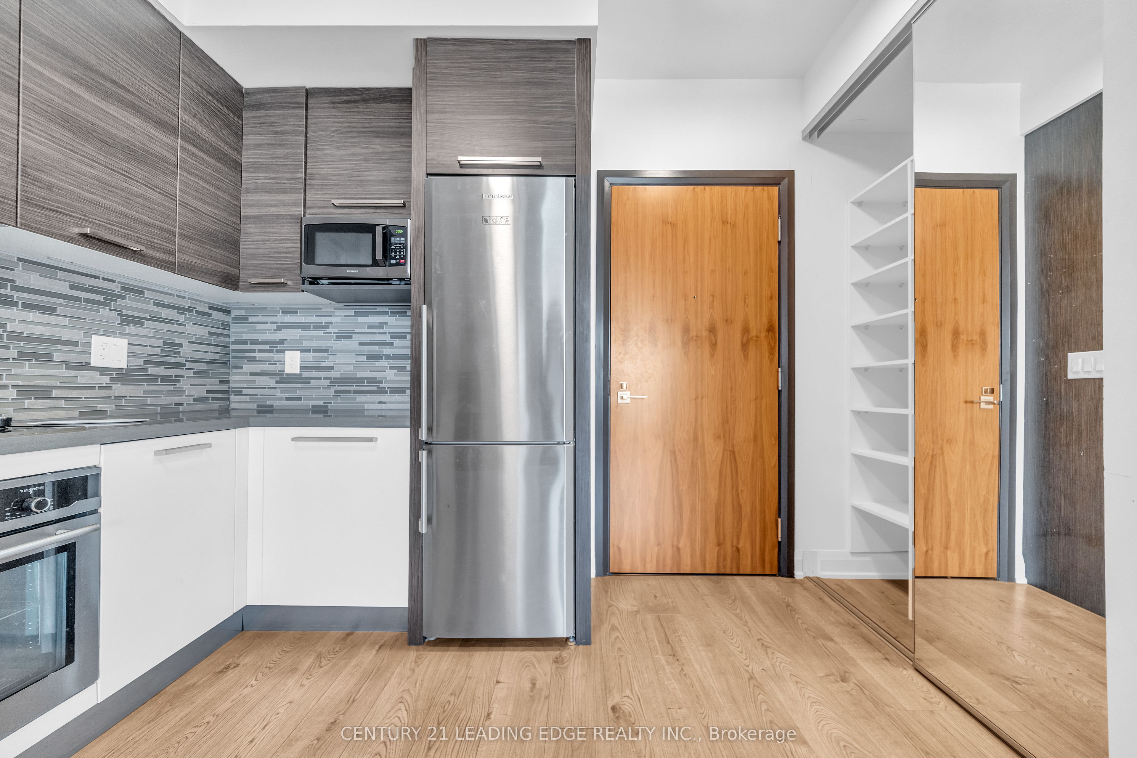 Additional image 4 of 2608-36 Park Lawn Road, Toronto, ON, M8Y 3H8