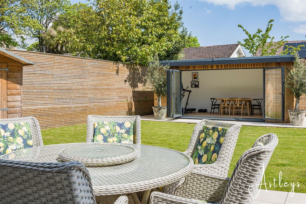 Additional image 47 of 5 bed detached house for saleSouthward Lane, Langland, Swansea SA3