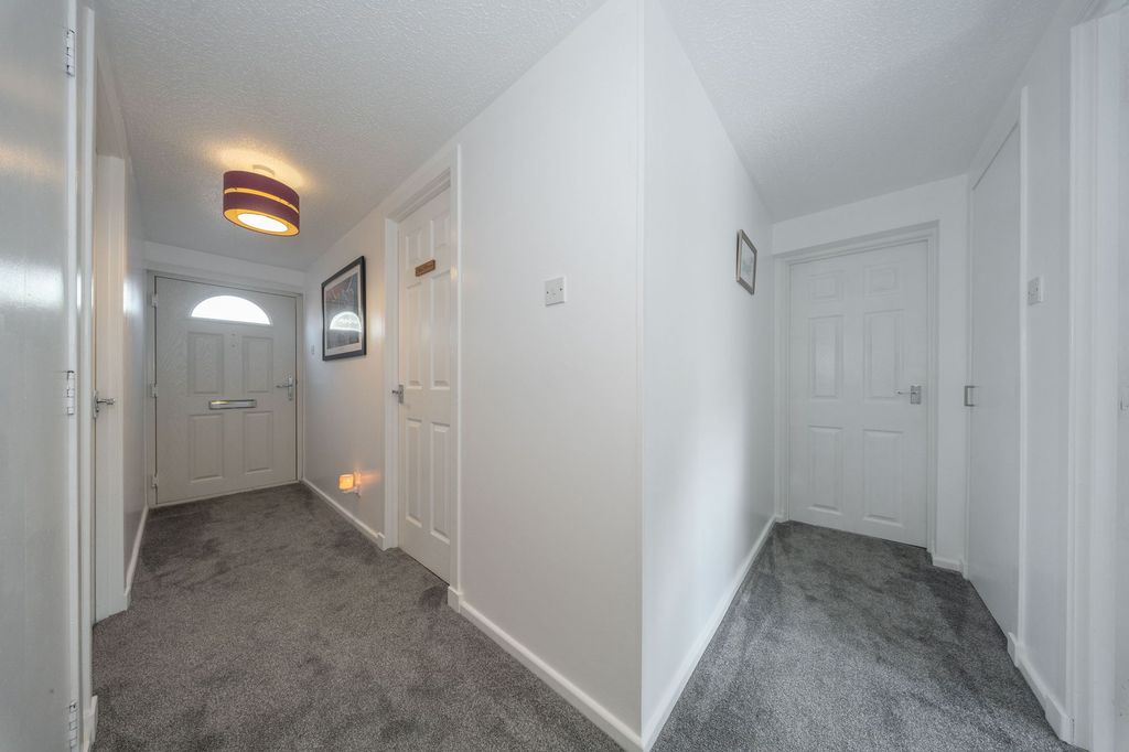 Additional image 18 of 3 bed flat for saleLeven Walk, Craigshill, Livingston EH54