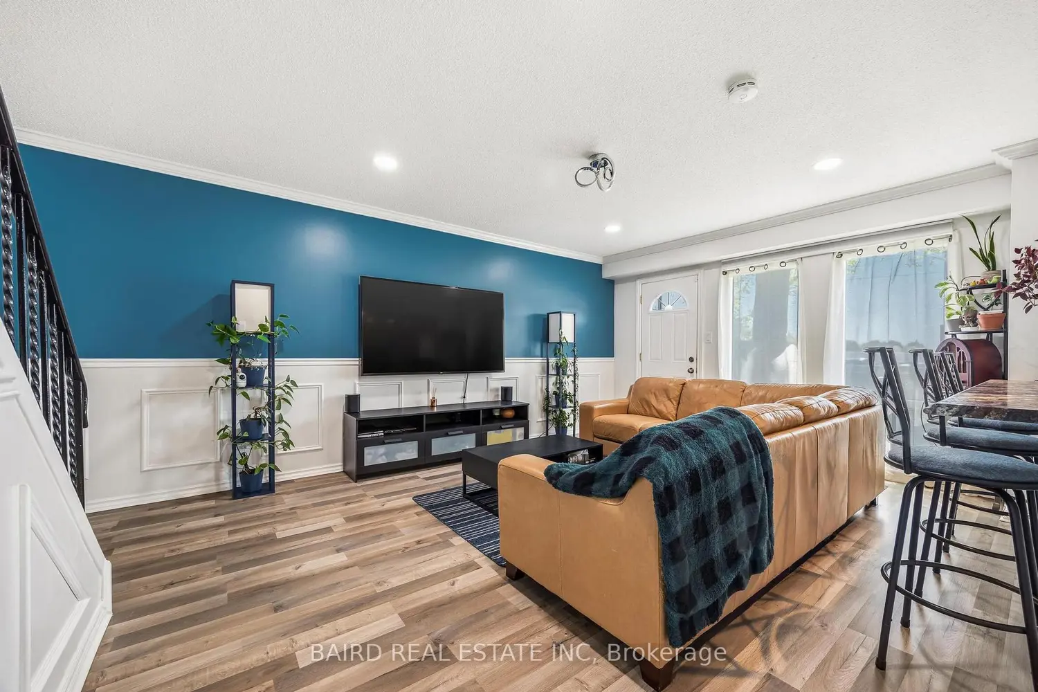 1331 Mary Street 6