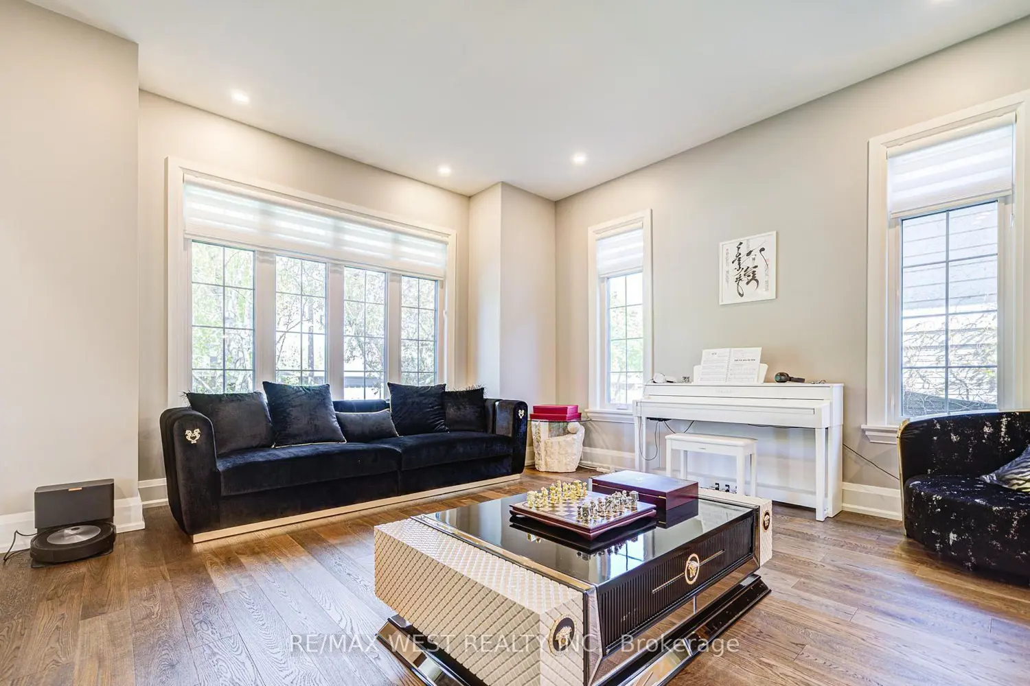 Additional image 3 of 2194 Haygate Crescent