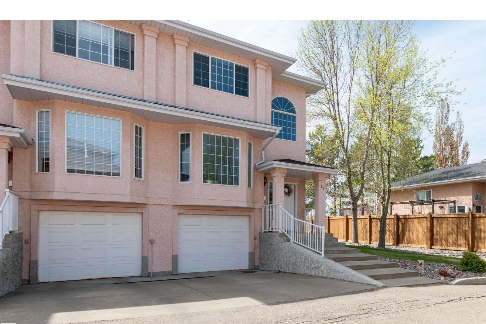 Additional image 7 of 22-11105 9 Avenue NW, Edmonton, AB, T6J6Z4
