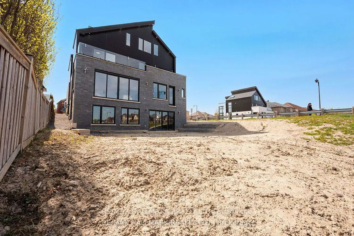 Additional image 16 of 119 Pointon Street