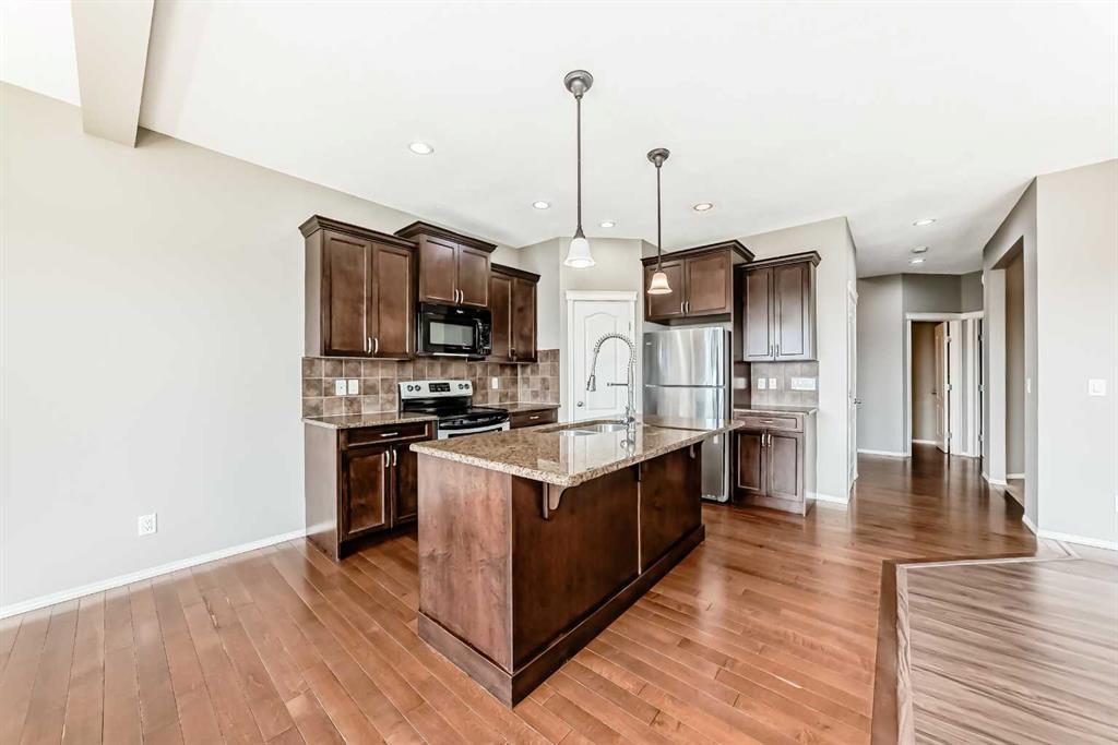 Additional image 5 of 196 Cranberry Circle SE, Calgary, AB, T3M 0N8