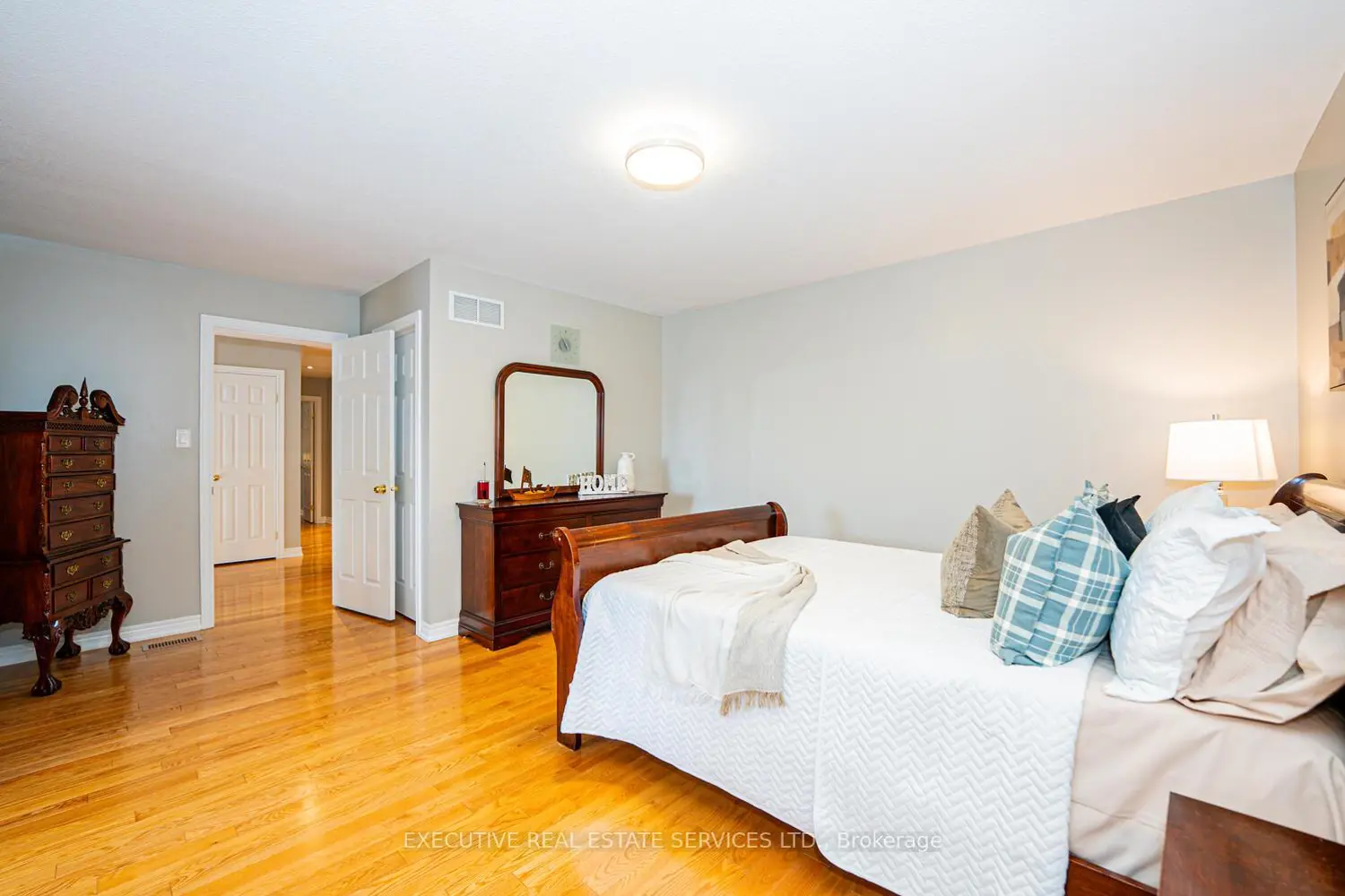 Additional image 16 of 4 Berkshire Place