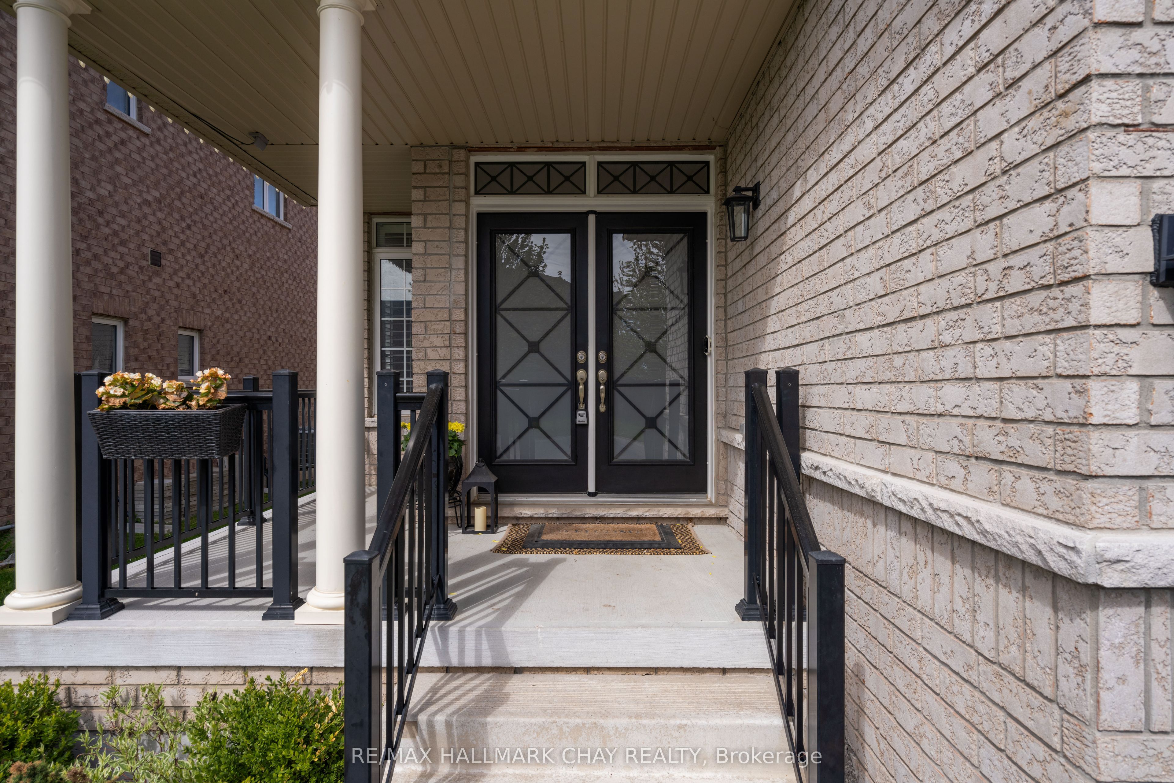 Additional image 2 of 20 Westminster Circle, Barrie, ON, L4M 0A3