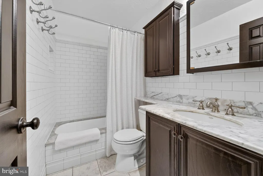 Additional image 9 of 2310 Ashmead Place NW Unit 205, Washington, DC 20009