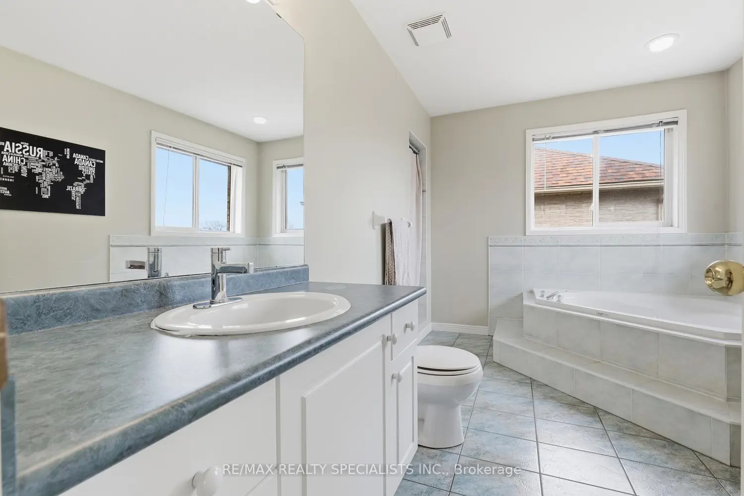 Additional image 9 of 570 Blackwood Boulevard