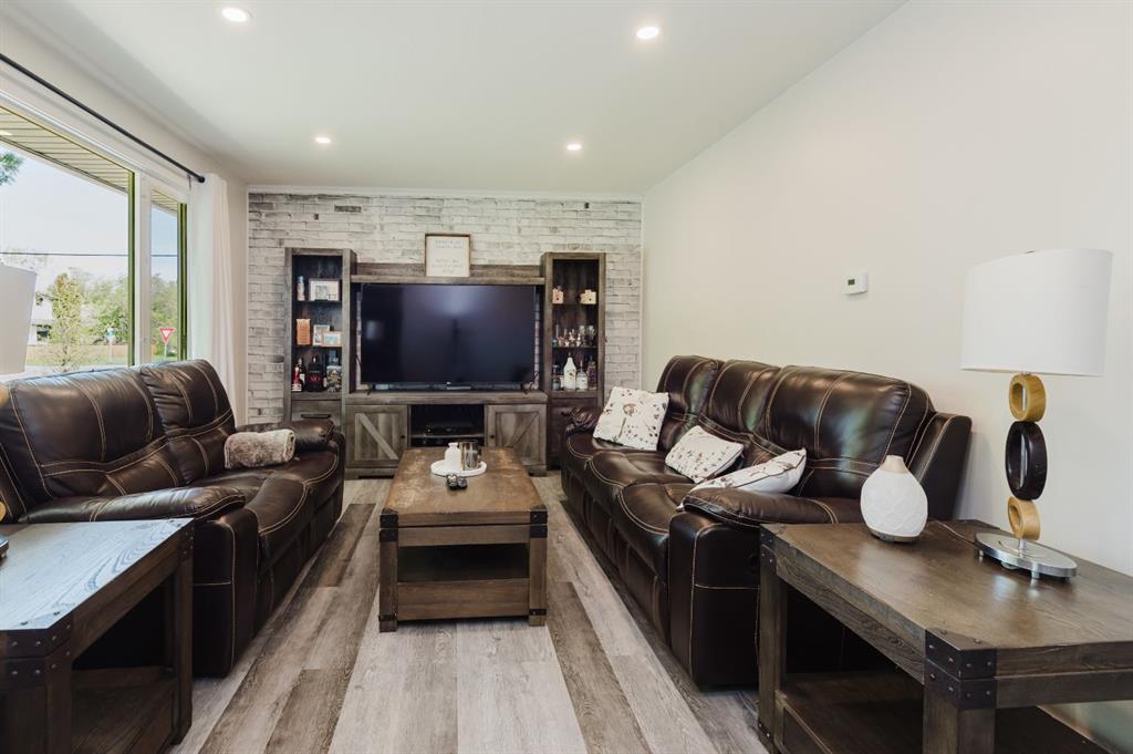 Additional image 5 of 9403 104 Avenue, Grande Prairie, AB, T8V1E1