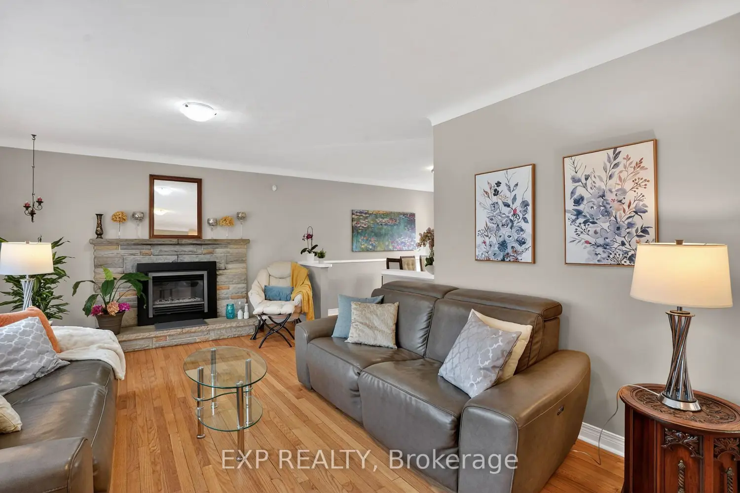 4 Wolmsley Crescent photo 3