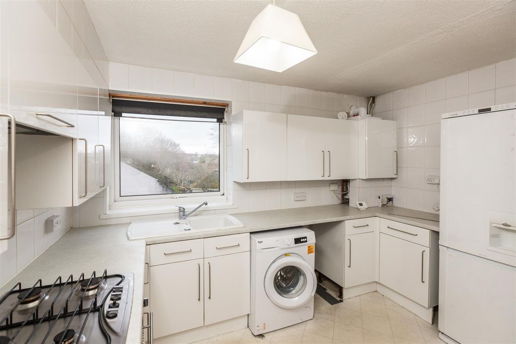 Additional image 11 of 2 bed maisonette for salePentregethin Road, Cwmbwrla, Swansea SA5