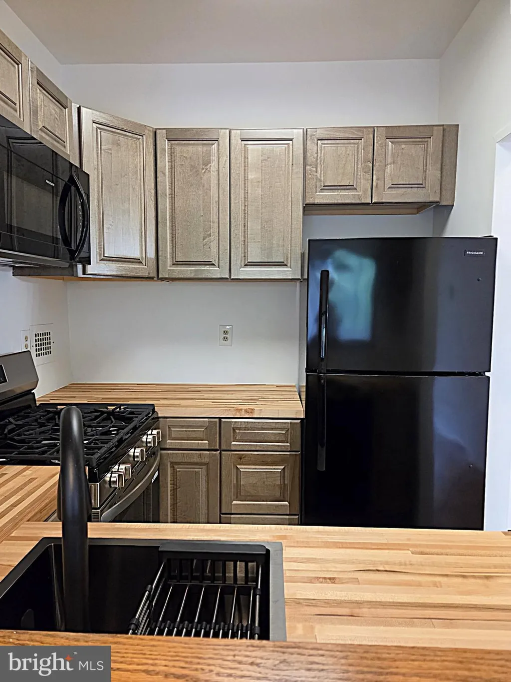 Additional image 5 of 2939 Van Ness Street NW Unit 504, Washington, DC 20008
