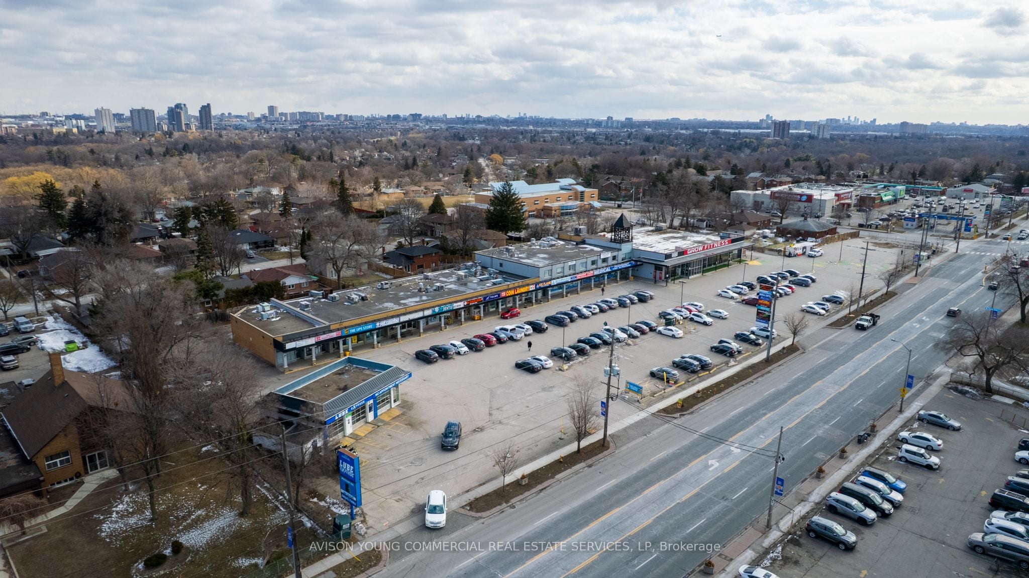 Additional image 2 of 1010 Albion Road, Toronto, ON, M9V 1A7