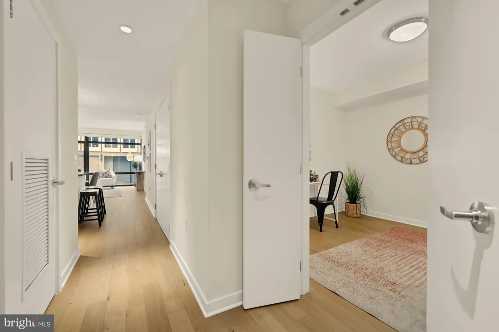 Additional image 4 of 1010 Massachusetts Avenue NW Unit 207, Washington, DC 20001