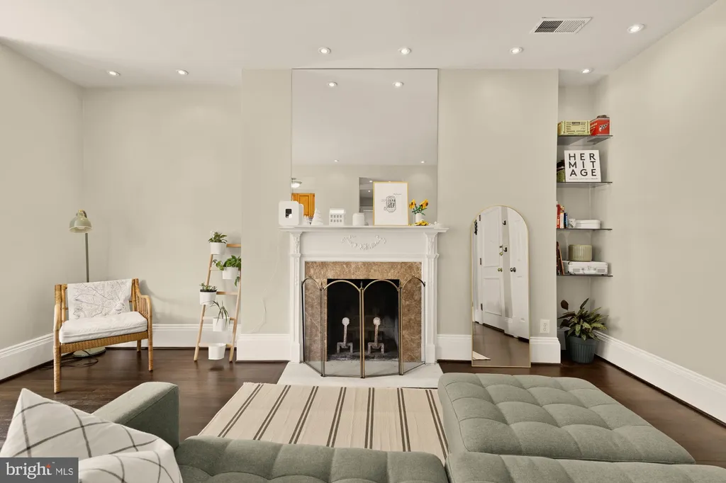 Additional image 5 of 1730 New Hampshire Avenue NW Unit 16, Washington, DC 20009