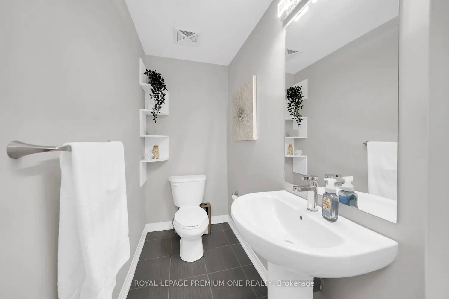 1202 Main Street 108 photo 5