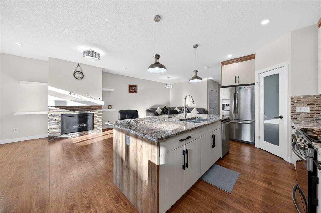 Additional image 6 of 353 Nolanhurst Crescent NW, Calgary, AB, T3R 0Z1