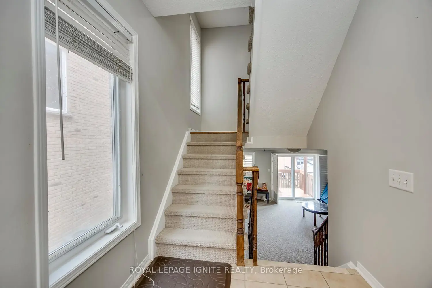 Additional image 3 of 7086 Fairmeadow Crescent
