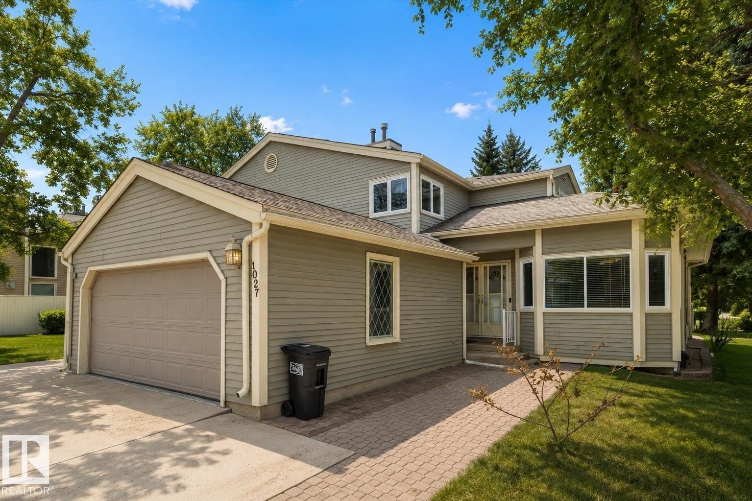 Additional image 8 of 1027 109 Street NW, Edmonton, AB, T6J5G2