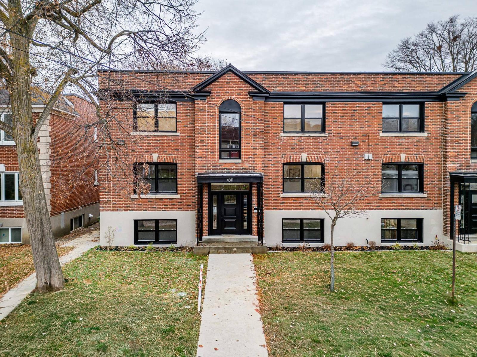 4811 Av. Lacombe