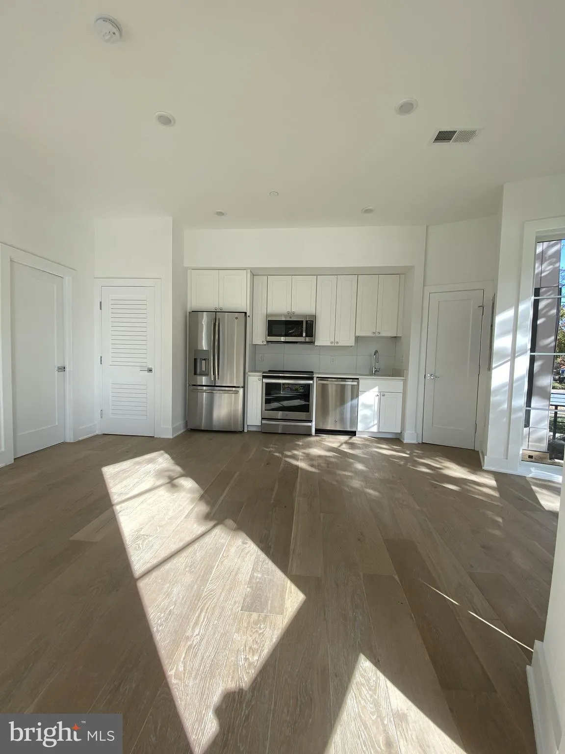 Additional image 19 of 5301 Connecticut Avenue NW Unit 202, Washington, DC 20015