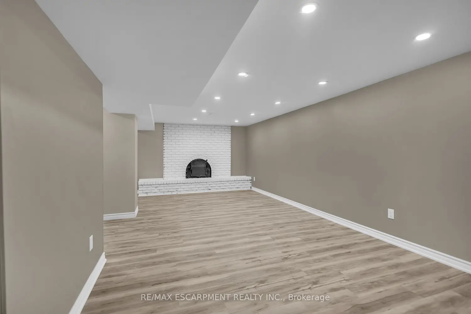 Additional image 11 of 626 Iroquois Avenue