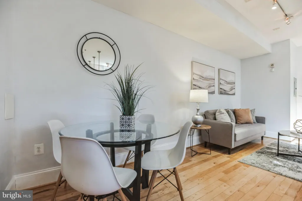 Additional image 16 of 2106 10th Street NW Unit 1, Washington, DC 20001