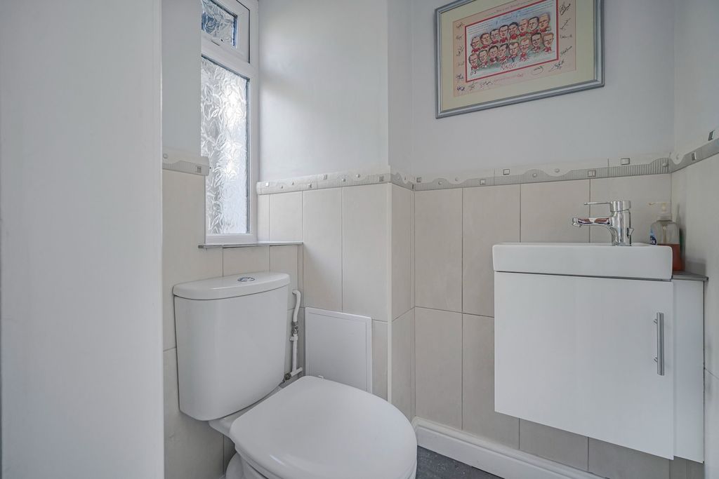 Additional image 15 of 4 bed bungalow for saleVaynor Lane, Cefn Coed, Merthyr Tydfil CF48