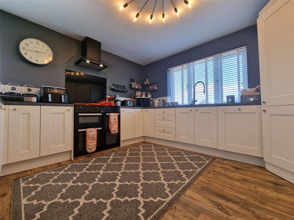 Additional image 4 of 5 bed detached house for saleReginald Close, Hundleton, Pembroke SA71