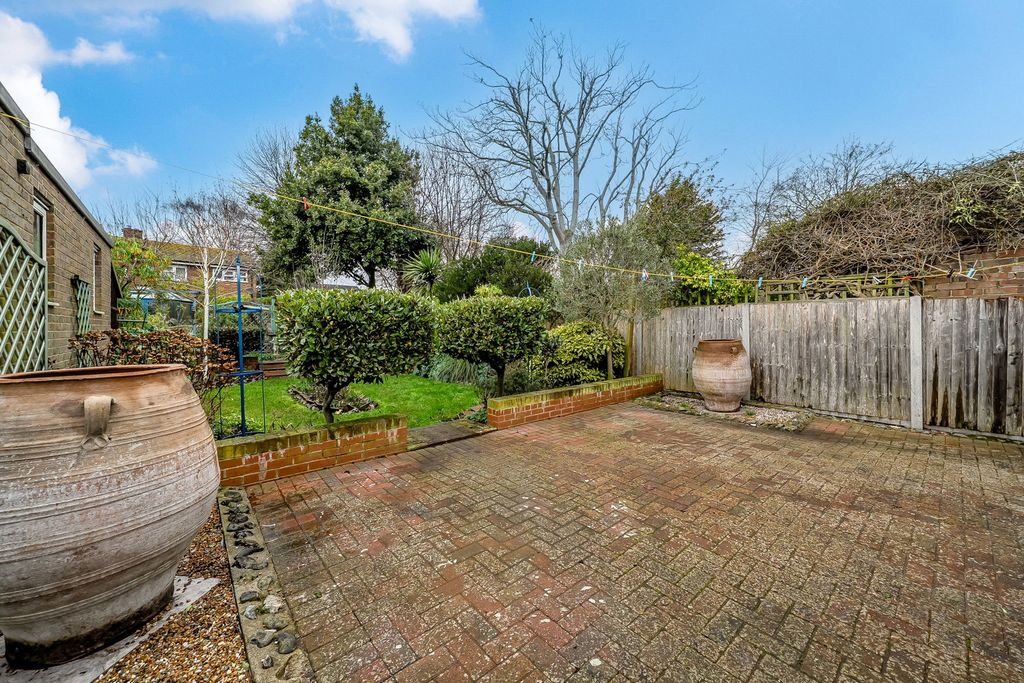 Additional image 20 of 4 bed semi-detached house for saleTothill Street, Minster, Ramsgate CT12