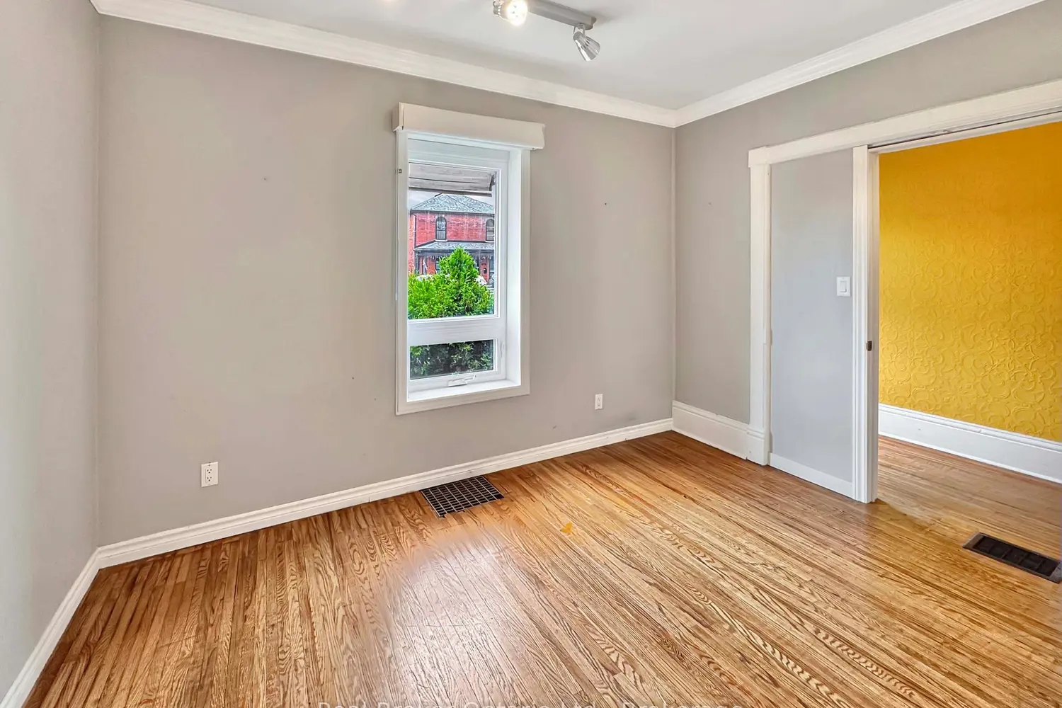 Additional image 6 of 273 Brant Avenue