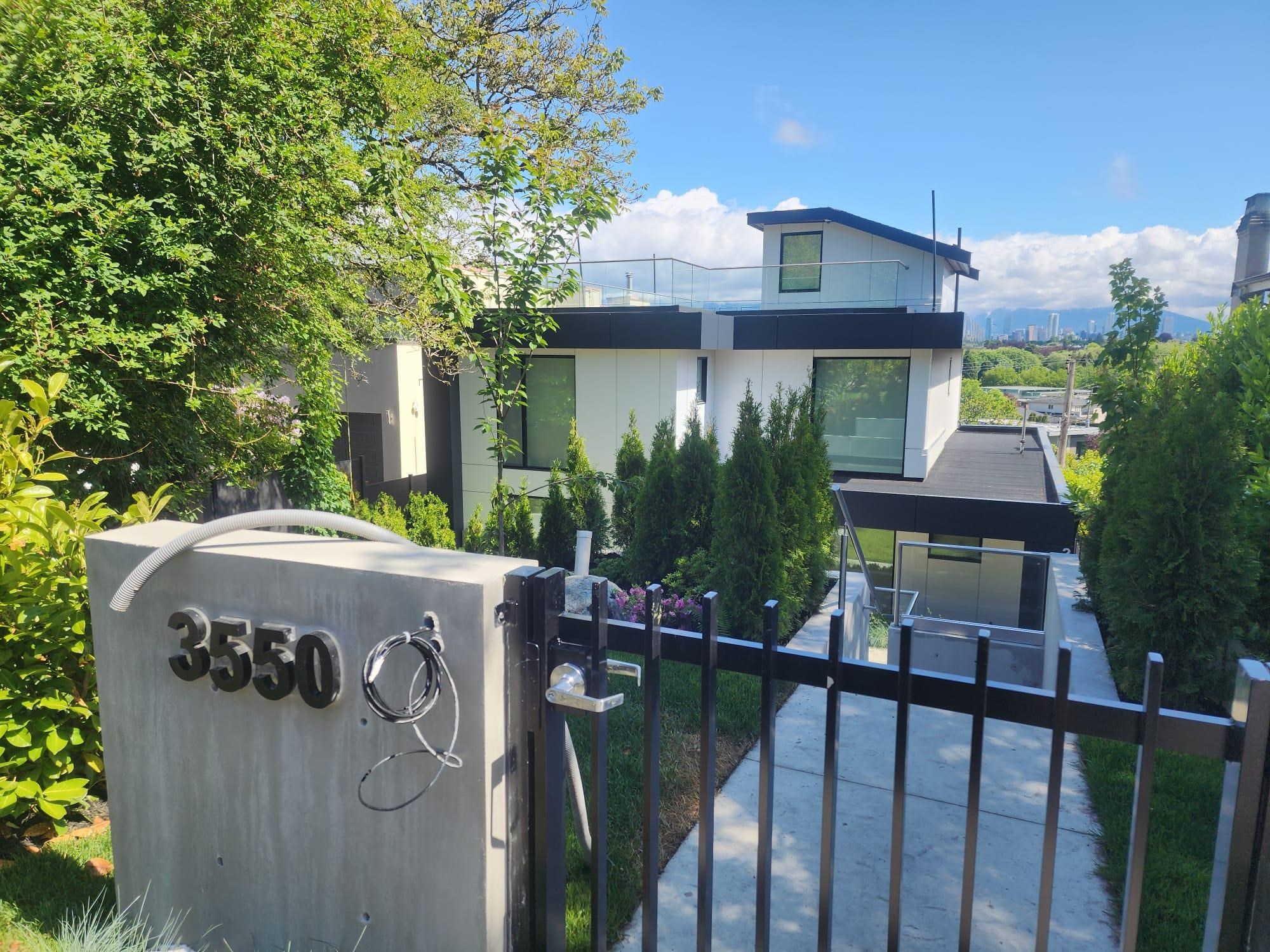 garden lvl-3550 Quesnel Drive, Vancouver, BC, V6L 2W6